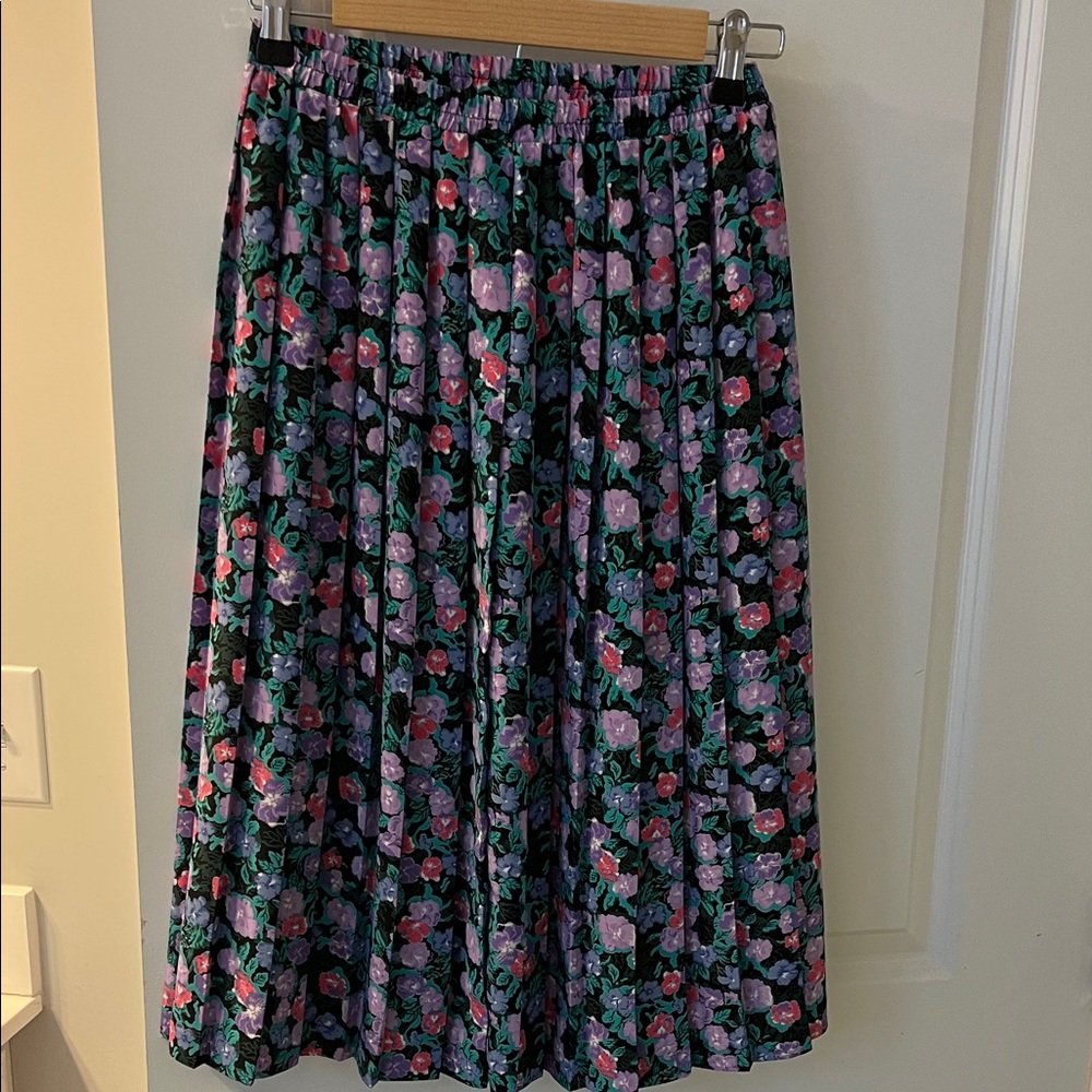 Vintage Floral Print Women's Skirt